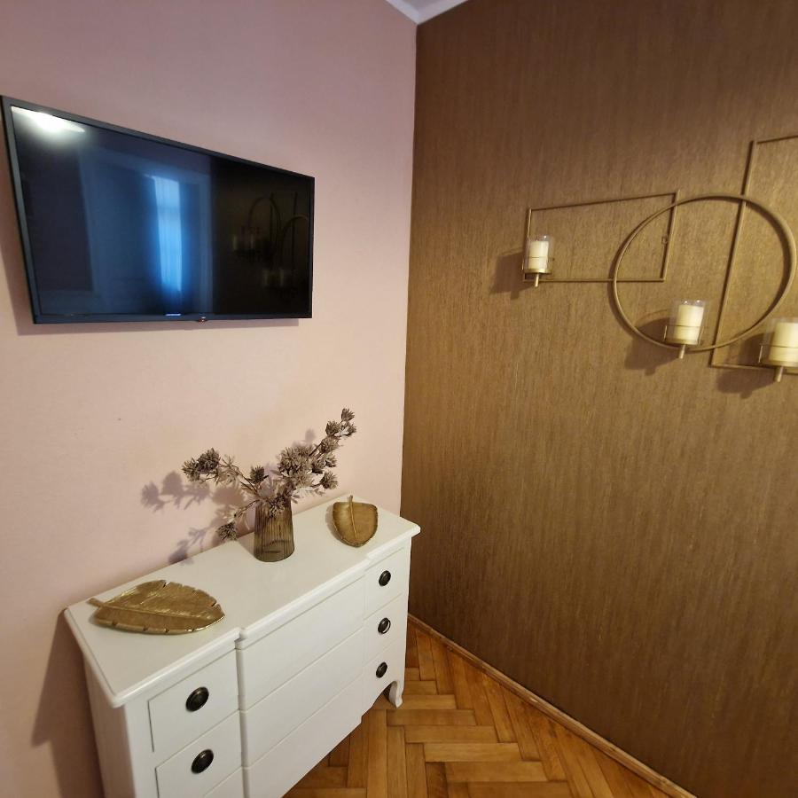 סיגישוארה Central Park Apartment מראה חיצוני תמונה